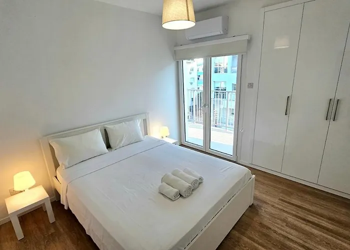 Kanika 3 Bedroom Apartmán *