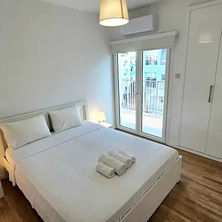 Kanika 3 Bedroom Lejlighed *